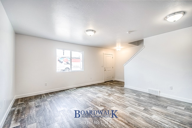 Photo - Beautiful 3 Bed 2 Bath Herriman Townhome!