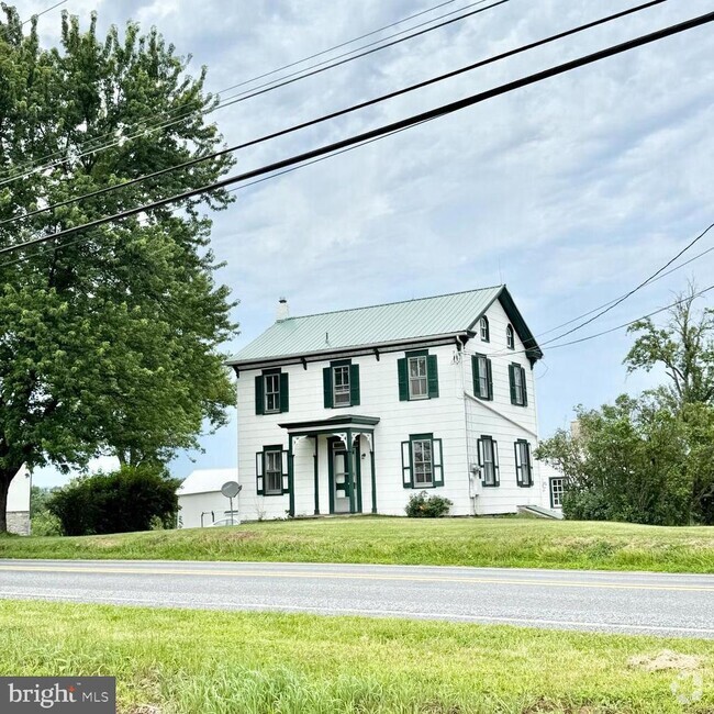 Building Photo - 851 Daniel Boone Rd Rental