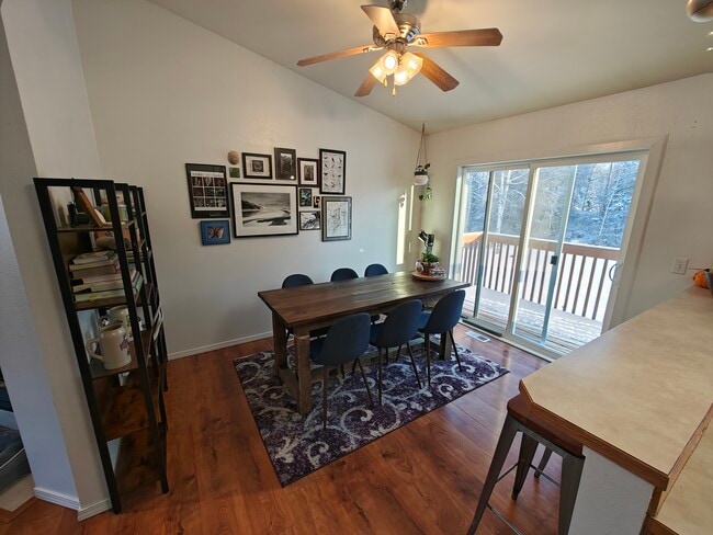 Photo - 2141 N Midtown Dr