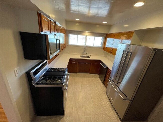 Photo - 522 San Vicente Blvd Unidad Upper