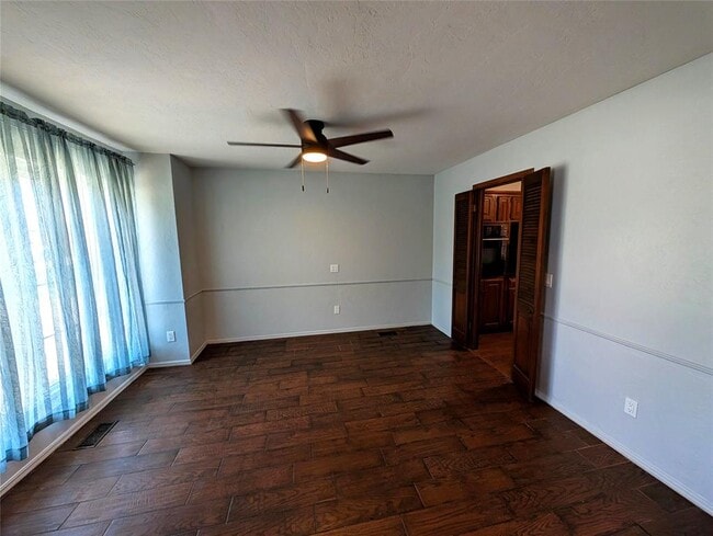 Photo - 10133 Bromley Ct