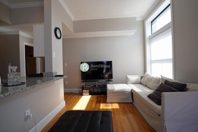 Photo - 365 Washington St Unit 202