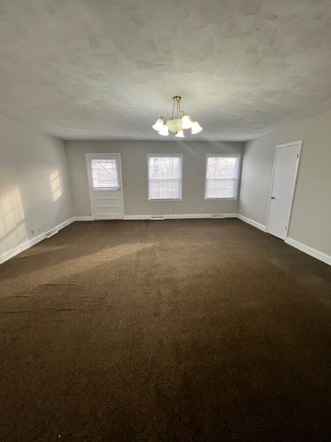 Photo - 508 W Main St