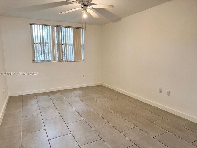 Photo - 8333 Lake Dr Unit 102