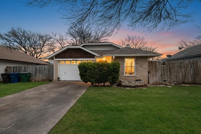 Building Photo - 12114 Stoney Bend St