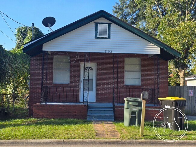 Photo - 503 Gould St
