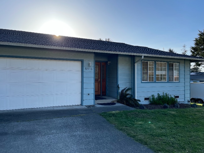 Building Photo - 6336 Pryor St