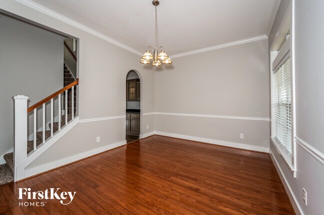 Photo - 4598 Clubview Dr