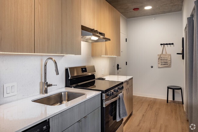 4BR, 4BA - 1344SF - Kitchen