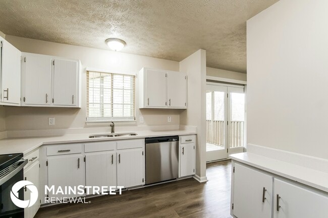 Photo - 2005 Shenandoah Rd