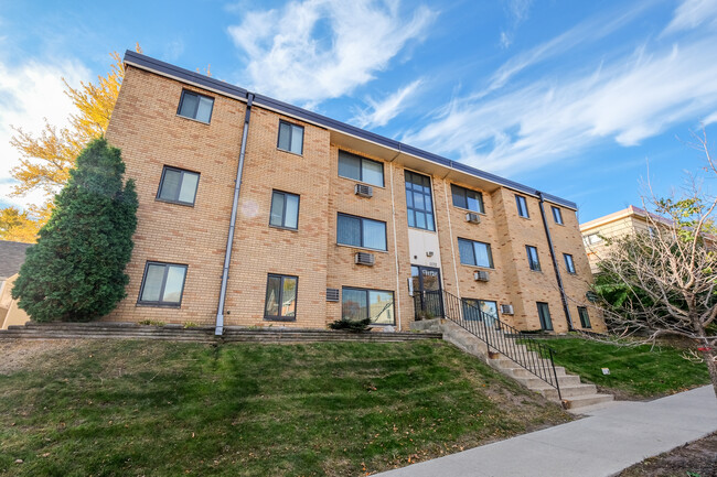 Randolph Apartments | 1172 - Randolph Apartments | 1172