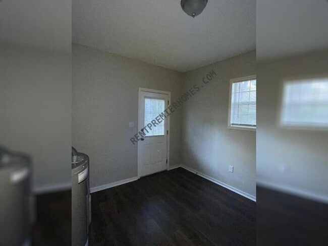 Photo - 6706 W Wakefield Dr