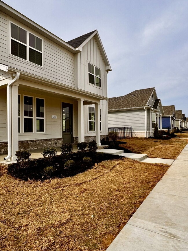 Building Photo - 6747 Winterwood Ave