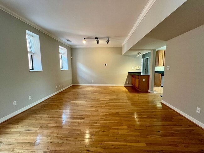 Photo - 5653 Waterman Blvd Unit 3N