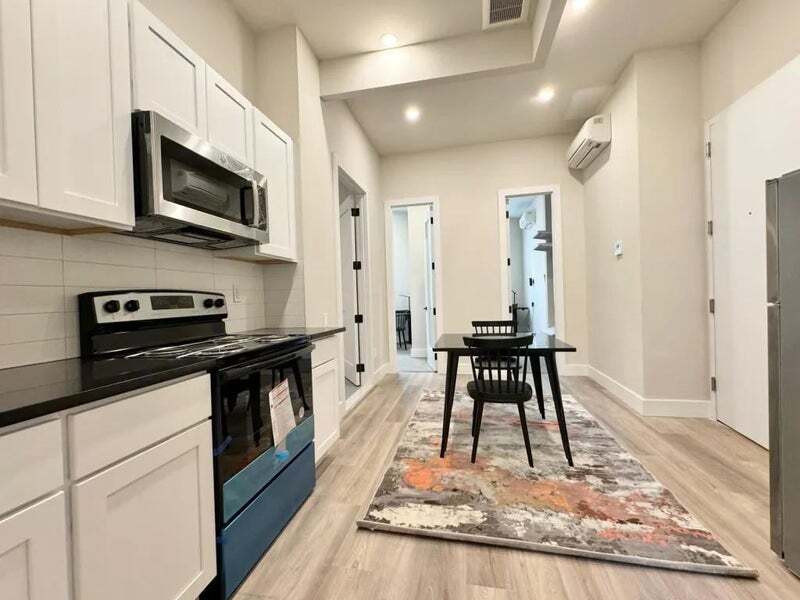 Photo - Nice room in a good neighborhood Unit 1A