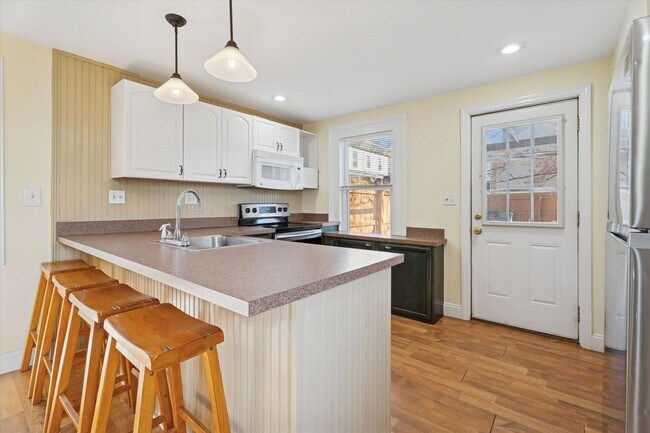 Photo - Charming 2-Bedroom Single-Family Home – Prime Phoenixville Location!