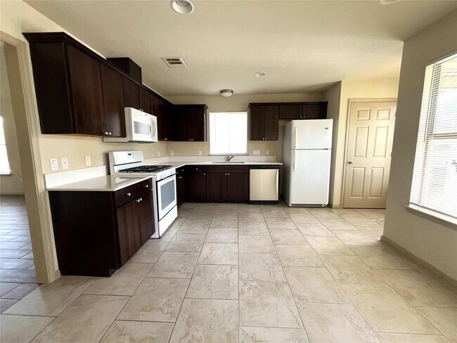 Photo - 5413 Roosevelt Ave