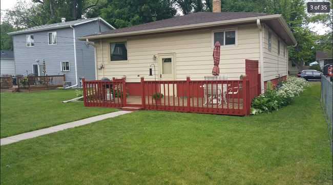 Photo - 1543 9th St N