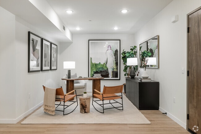 2BD, 2BA - 1,370SF - Dining Room