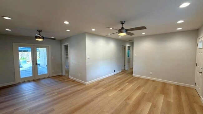 Photo - Gregory Gardens P.H. Beautiful 4-bedroom 2 bath home w/ 2 car garage