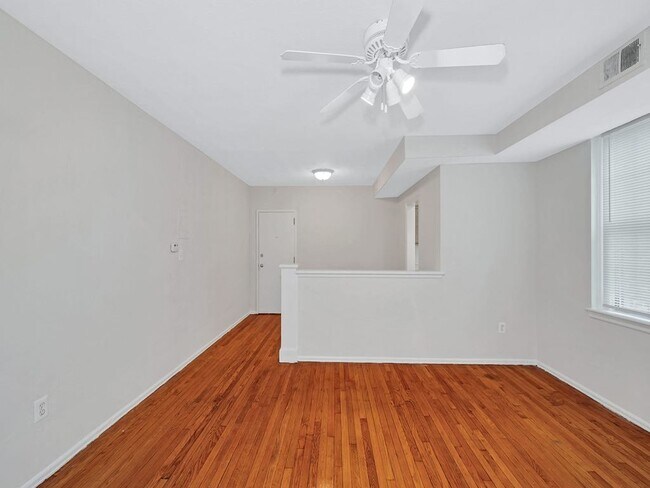 Photo - River East-Wheeler Road