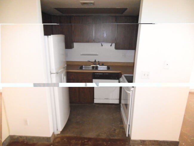 Photo - 700 W University Dr Unit 125