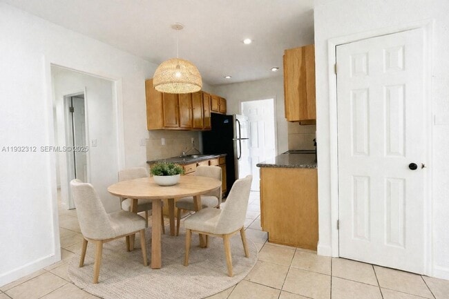 Photo - 608 SW 16th Ave Unit 3