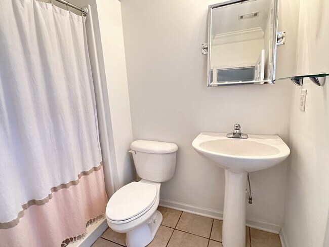 Photo - 307 Savoy Ct