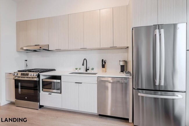 Photo - 2623 Keene St Unidad 521