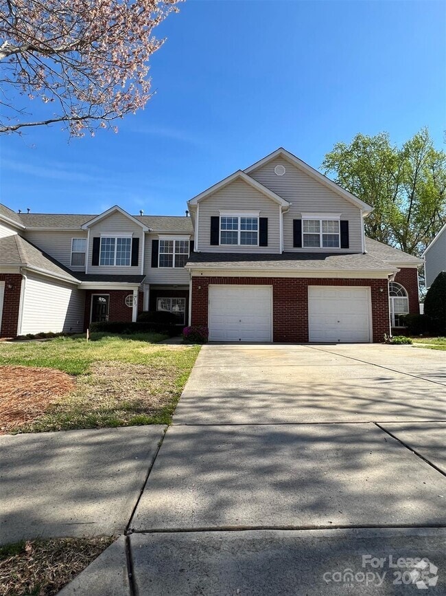 Building Photo - 12211 Stratfield Pl Cir Rental