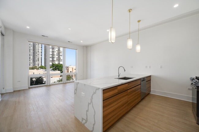 Photo - 159 W North Ave House