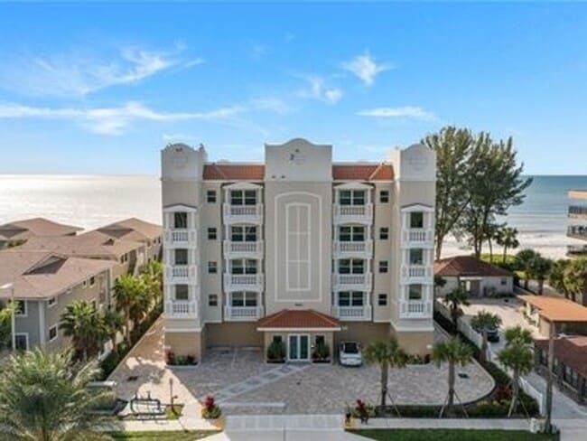 4 Bedroom Beach Front Condo in Indian Shores - 4 Bedroom Beach Front Condo in Indian Shores