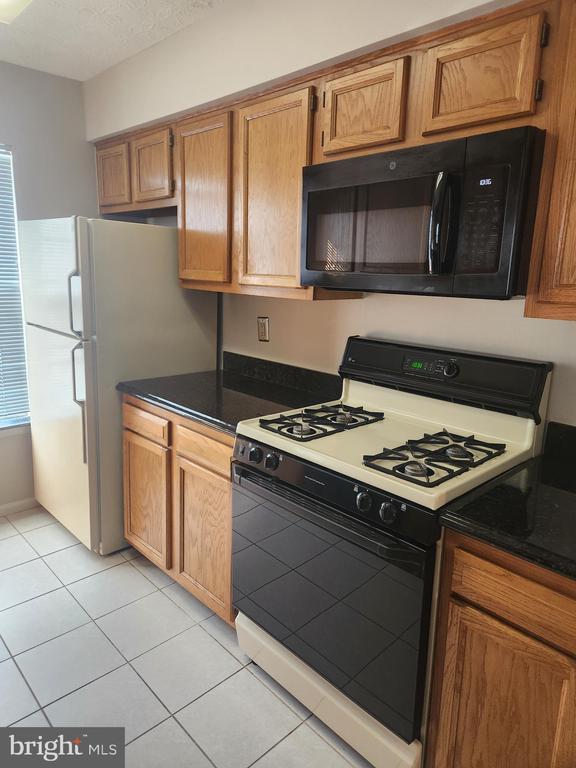 Photo - 8941 Town Center Cir Unit 2-308