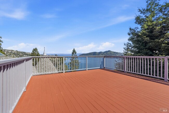 172 Bella Vista Ave
