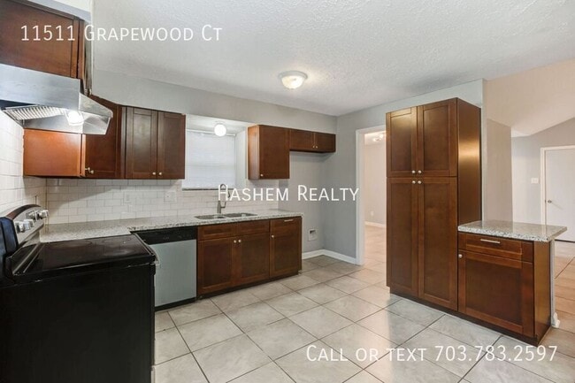 Photo - 11511 Grapewood Ct