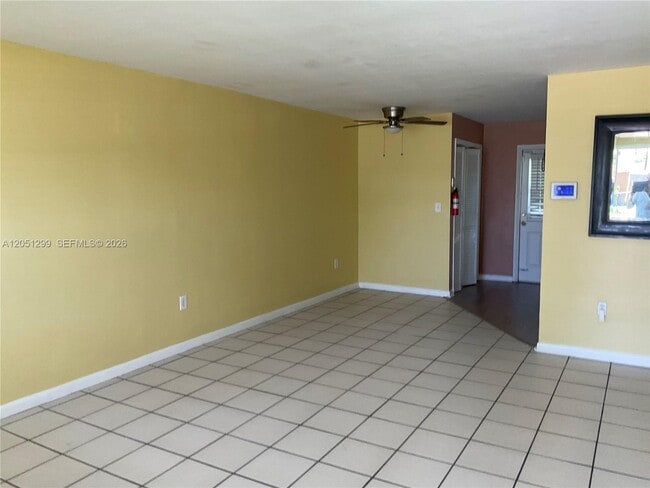 Building Photo - 1195 NW 100th Terrace Unit 1