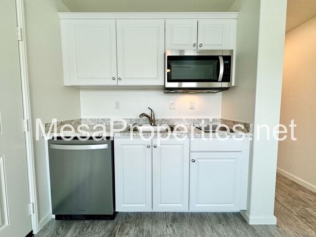 Photo - 14173 Mustang Cir Unit B