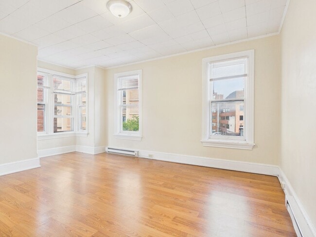 Photo - 122 South St Unit Apt 3