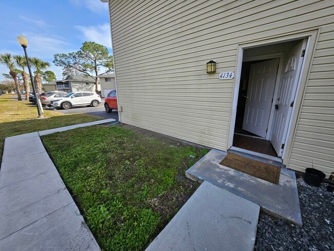 Photo - 4134 Pinebark Ave Unidad 4134