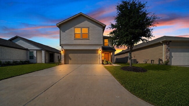 Building Photo - CUL-DE-SAC LIVING IN GRACE LANDING—JUST STEPS FROM THE PLAYGROUND & SPLASH PAD!