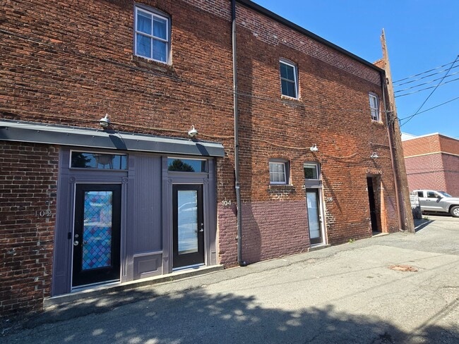 Photo - 302 Goshen St Unit 106
