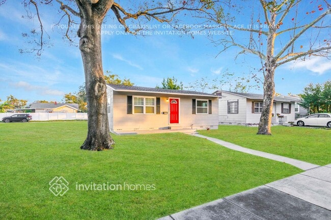 Photo - 4535 Emerson Ave S