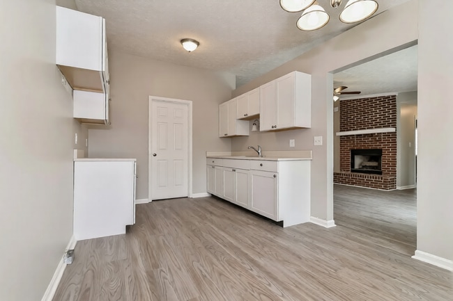 Photo - 1825 Keystone Lakes Dr