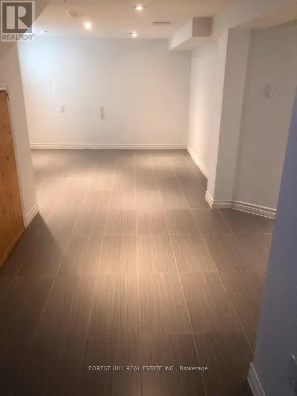 Photo - 76 Wexford Ave S