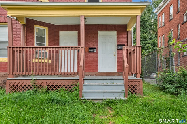 141 Homestead Ave Unit 3rd Fl