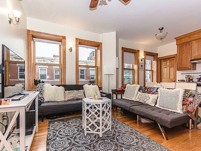 Photo - 60 Phillips St