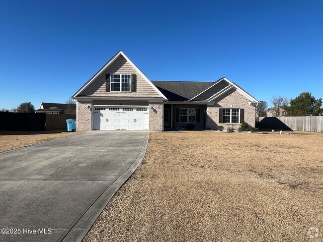 Building Photo - 164 River Winding Rd Rental