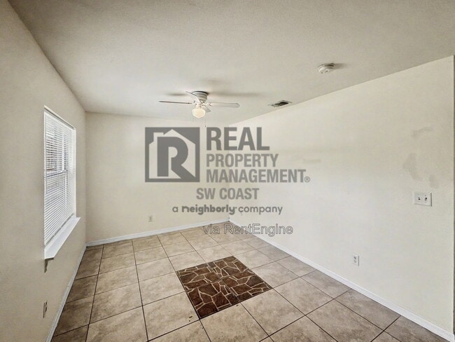 Photo - 772 Holmes Ave