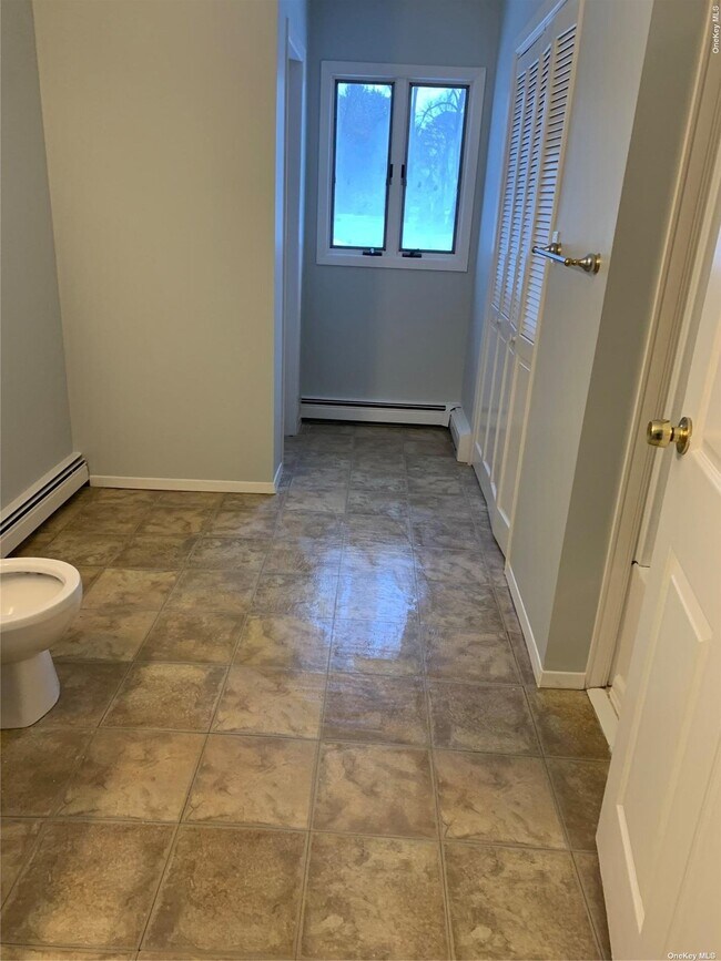 Photo - 10 Porpoise Dr