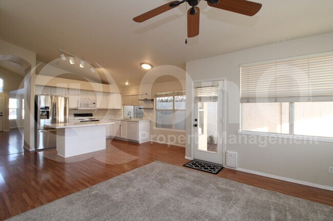 Photo - 1221 W Jeanine Dr